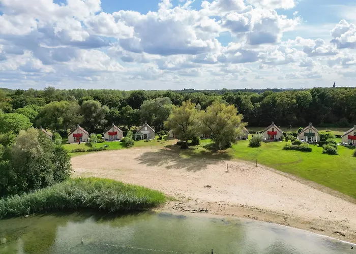 6 - Persoons Area 62 Holiday home *